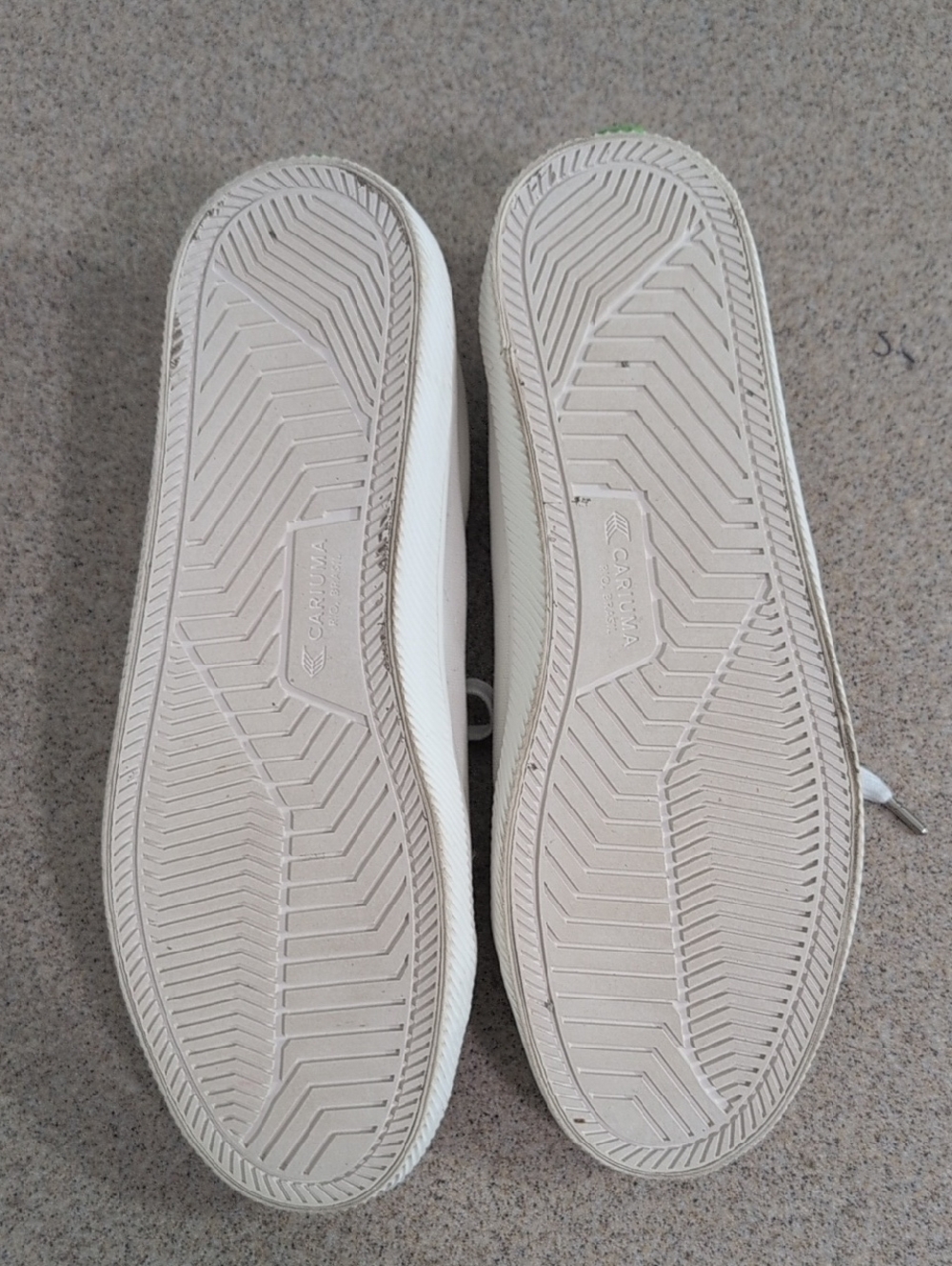 Cariuma White Sneakers, Gym Shoes, Canvas, Men's Size 12, Women Size 13.5 - Picture 10 of 12